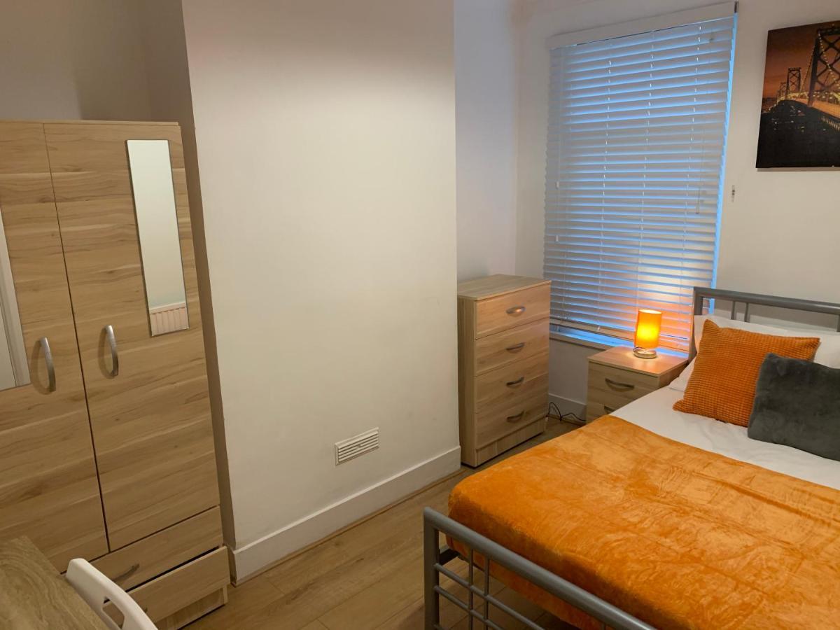 Central Stratford Cozy Double Room London Luaran gambar